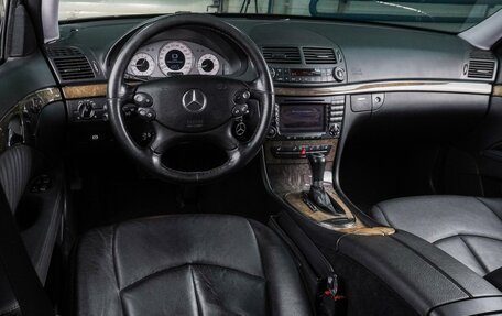 Mercedes-Benz E-Класс, 2007 год, 1 059 000 рублей, 6 фотография