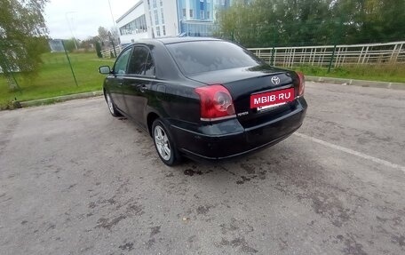 Toyota Avensis III рестайлинг, 2007 год, 690 000 рублей, 7 фотография