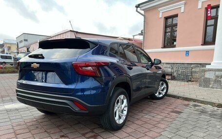 Chevrolet Trax, 2023 год, 2 500 000 рублей, 4 фотография