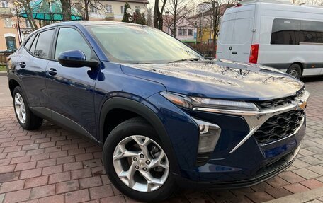 Chevrolet Trax, 2023 год, 2 500 000 рублей, 8 фотография