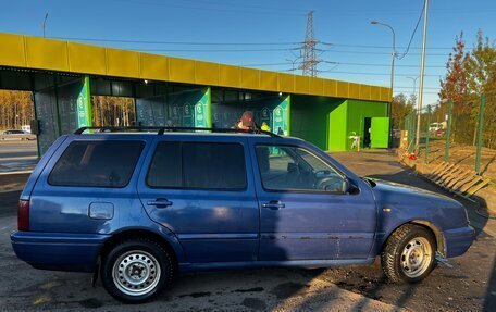 Volkswagen Golf III, 1998 год, 300 000 рублей, 2 фотография