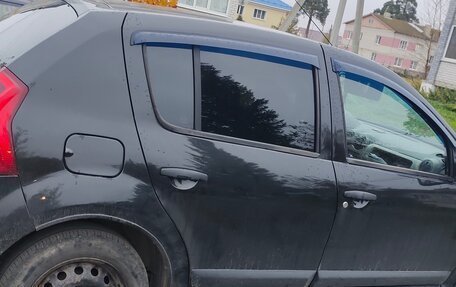 Renault Sandero I, 2012 год, 650 000 рублей, 3 фотография