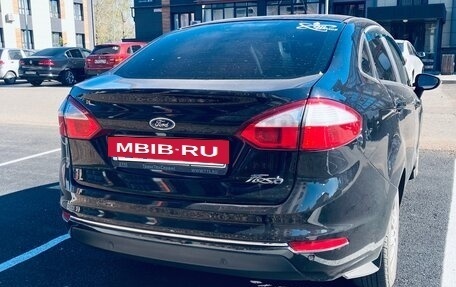Ford Fiesta, 2015 год, 830 000 рублей, 3 фотография