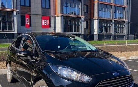 Ford Fiesta, 2015 год, 830 000 рублей, 2 фотография