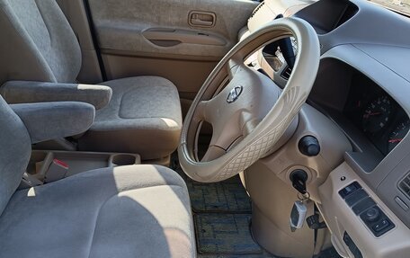 Nissan Serena II, 2002 год, 740 000 рублей, 12 фотография