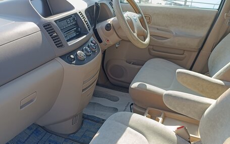 Nissan Serena II, 2002 год, 740 000 рублей, 11 фотография