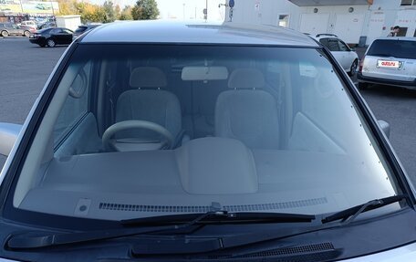 Nissan Serena II, 2002 год, 740 000 рублей, 23 фотография