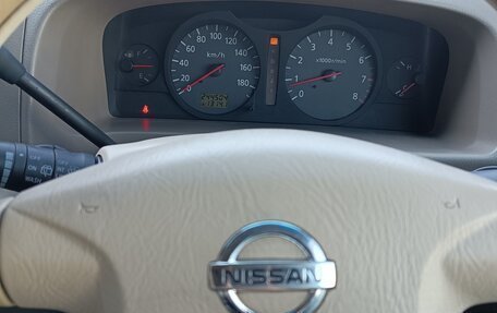 Nissan Serena II, 2002 год, 740 000 рублей, 19 фотография