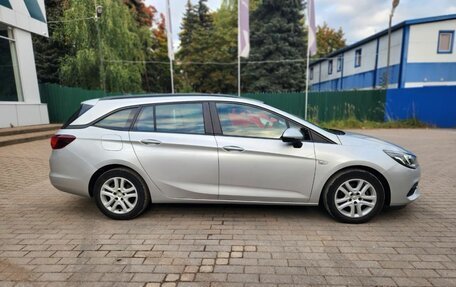 Opel Astra K, 2020 год, 1 450 000 рублей, 8 фотография