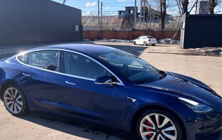 Tesla Model 3 I, 2018 год, 2 800 000 рублей, 3 фотография