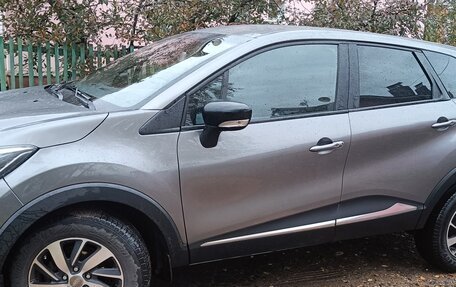 Renault Kaptur I рестайлинг, 2016 год, 1 050 000 рублей, 6 фотография