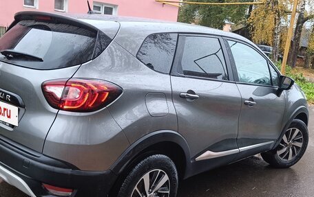Renault Kaptur I рестайлинг, 2016 год, 1 050 000 рублей, 5 фотография