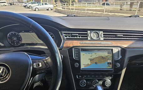 Volkswagen Passat B8 рестайлинг, 2015 год, 1 750 000 рублей, 14 фотография