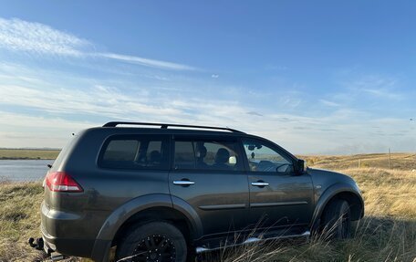 Mitsubishi Pajero Sport II рестайлинг, 2014 год, 1 490 000 рублей, 7 фотография