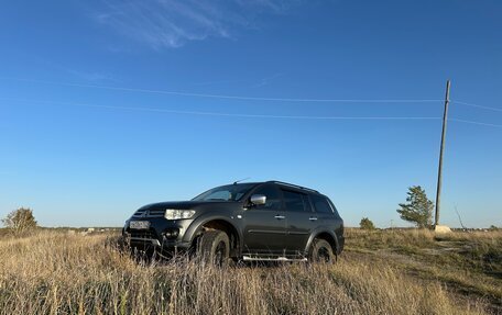 Mitsubishi Pajero Sport II рестайлинг, 2014 год, 1 490 000 рублей, 12 фотография