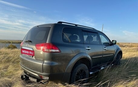 Mitsubishi Pajero Sport II рестайлинг, 2014 год, 1 490 000 рублей, 4 фотография