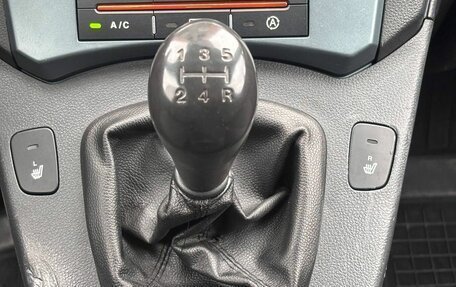 KIA Carens III (RP), 2006 год, 595 000 рублей, 21 фотография