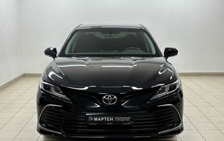 Toyota Camry, 2021 год, 3 395 000 рублей, 2 фотография