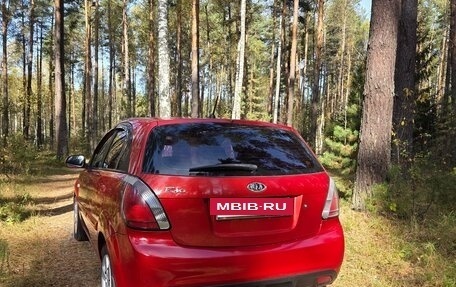 KIA Rio II, 2010 год, 590 000 рублей, 3 фотография