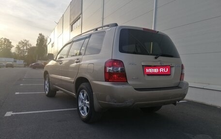 Toyota Highlander III, 2004 год, 1 195 000 рублей, 4 фотография