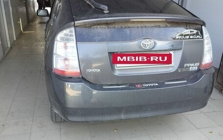 Toyota Prius, 2007 год, 620 000 рублей, 5 фотография