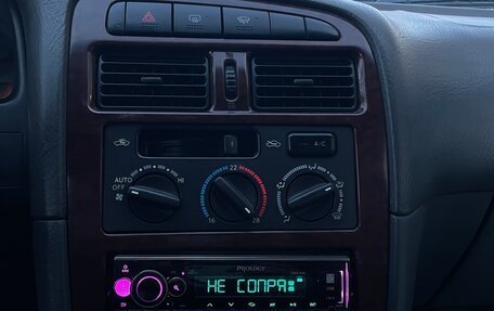 Toyota Avensis III рестайлинг, 1998 год, 199 999 рублей, 19 фотография