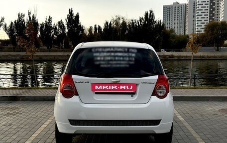 Chevrolet Aveo III, 2011 год, 555 555 рублей, 6 фотография