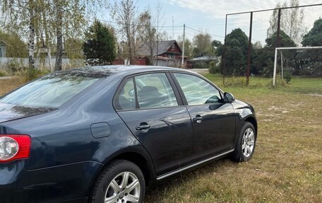 Volkswagen Jetta VI, 2007 год, 640 000 рублей, 5 фотография