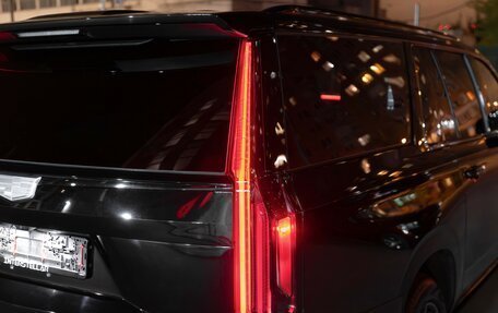 Cadillac Escalade V, 2021 год, 10 490 000 рублей, 9 фотография