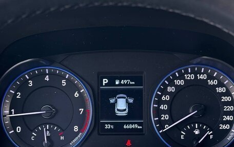 Hyundai Kona I, 2019 год, 2 250 000 рублей, 26 фотография