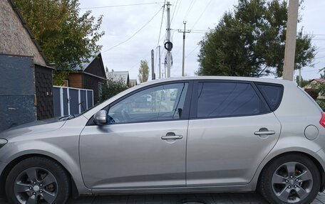 KIA cee'd I рестайлинг, 2010 год, 850 000 рублей, 4 фотография