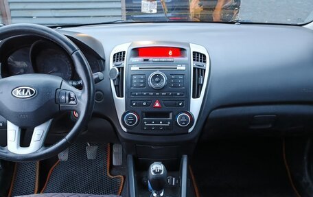 KIA cee'd I рестайлинг, 2010 год, 850 000 рублей, 3 фотография