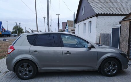 KIA cee'd I рестайлинг, 2010 год, 850 000 рублей, 5 фотография