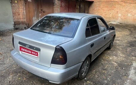 Hyundai Accent II, 2004 год, 285 000 рублей, 3 фотография