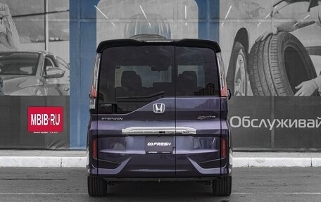 Honda Stepwgn IV, 2016 год, 2 120 000 рублей, 4 фотография