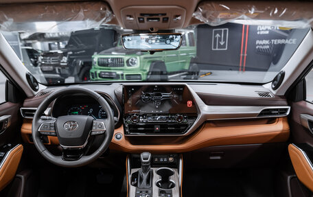 Toyota Highlander, 2025 год, 6 150 000 рублей, 11 фотография
