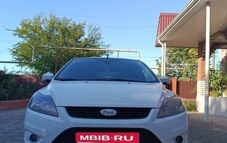 Ford Focus II рестайлинг, 2010 год, 790 000 рублей, 2 фотография