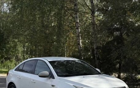 Chevrolet Cruze II, 2010 год, 470 000 рублей, 2 фотография