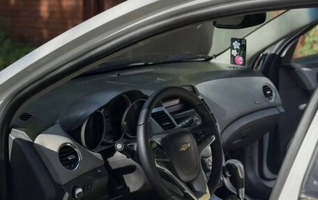 Chevrolet Cruze II, 2010 год, 470 000 рублей, 6 фотография