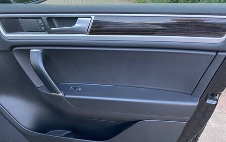 Volkswagen Touareg III, 2017 год, 2 730 000 рублей, 22 фотография