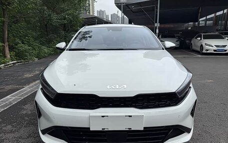 KIA K3, 2023 год, 1 570 000 рублей, 2 фотография