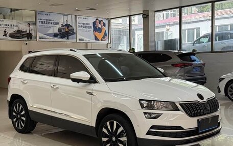 Skoda Karoq I, 2021 год, 2 100 000 рублей, 4 фотография
