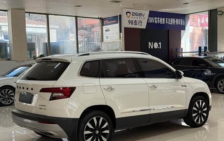 Skoda Karoq I, 2021 год, 2 100 000 рублей, 3 фотография