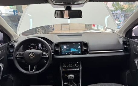 Skoda Karoq I, 2021 год, 2 100 000 рублей, 20 фотография