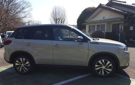 Suzuki Escudo IV, 2022 год, 1 660 000 рублей, 4 фотография