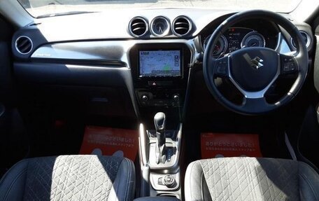 Suzuki Escudo IV, 2022 год, 1 660 000 рублей, 11 фотография