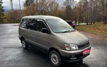 Toyota Town Ace III, 1997 год, 685 000 рублей, 1 фотография