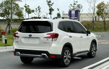 Subaru Forester, 2022 год, 2 570 000 рублей, 6 фотография