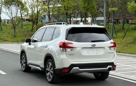 Subaru Forester, 2022 год, 2 570 000 рублей, 4 фотография