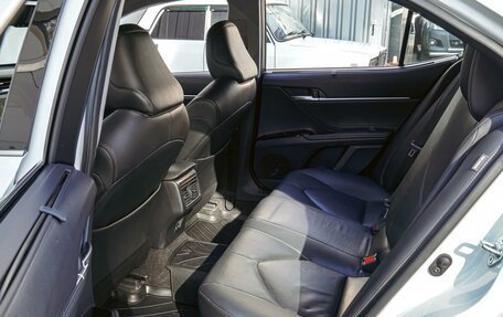 Toyota Camry, 2019 год, 2 900 000 рублей, 11 фотография